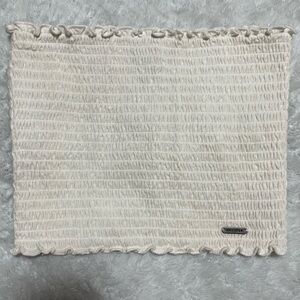 Hollister 🤍 Smocked Ruffle Trim Cropped Tube Top